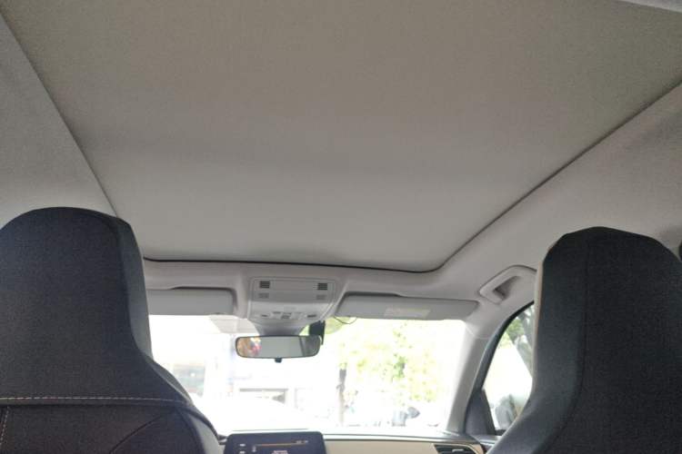 Used Volkswagen Tharu 2025 New Sharp 300TSI Ambitious Edition Headliner