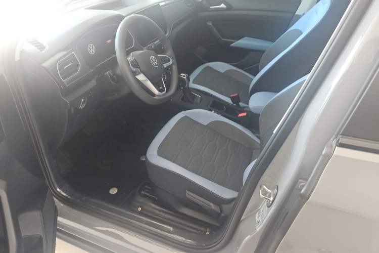Used Volkswagen Tharu 2025 New Sharp 300TSI Ambitious Edition Left Front Seat