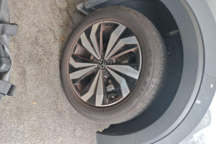 Used Volkswagen Tharu 2025 New Sharp 300TSI Ambitious Edition Right Front Wheel Hub