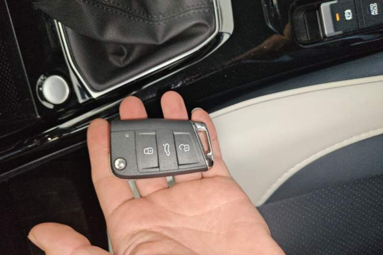 Used Volkswagen Tharu 2025 New Sharp 300TSI Ambitious Edition Vehicle Key