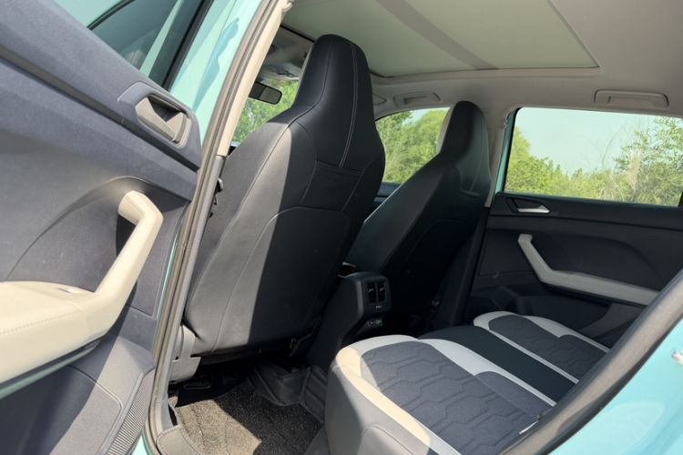 Used Volkswagen Tharu 2025 New Sharp 1.5L Ambitious Edition Interior 3