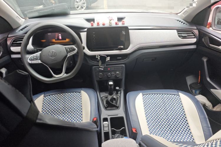 Used Volkswagen Tharu 2025 New Sharp 1.5L Sharp Edition Center Console