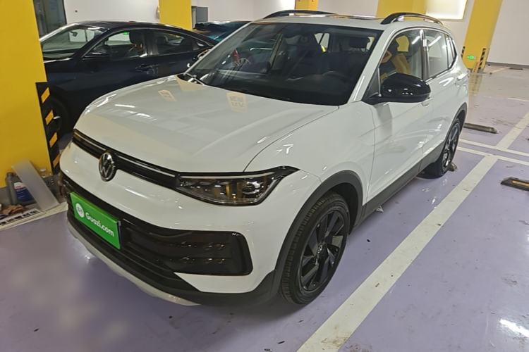 Volkswagen Tharu 2025 NewRui 300TSI Prestige Edition