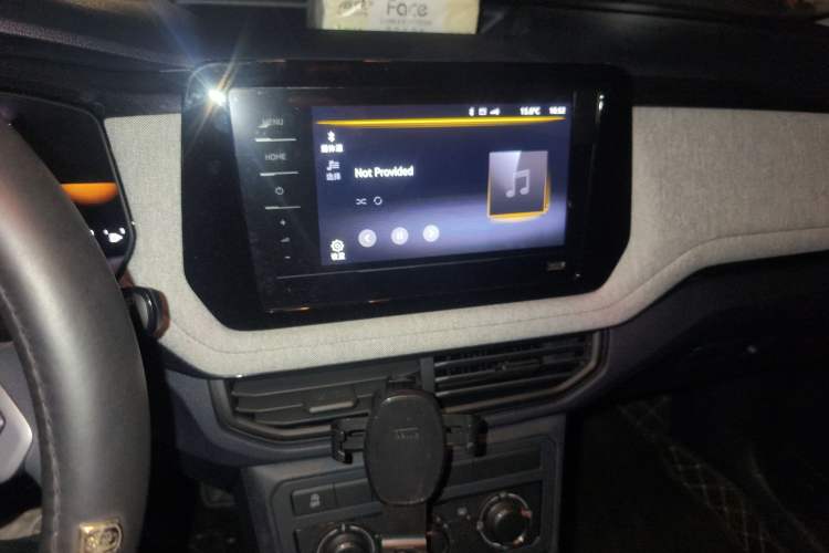 Used Volkswagen Tharu 2025 New Sharp 1.5L Sharp Edition Audio And AC Panel