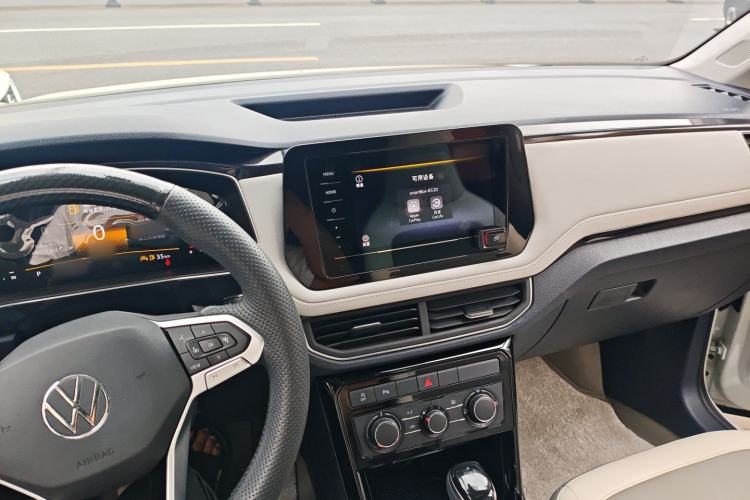 Used Volkswagen Tharu 2025 New Sharp 300TSI Ambitious Edition Audio And AC Panel