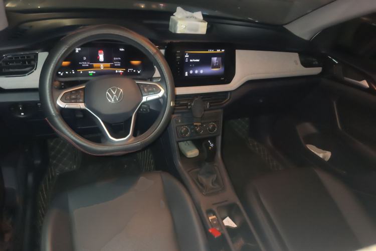 Used Volkswagen Tharu 2025 New Sharp 1.5L Sharp Edition Center Console