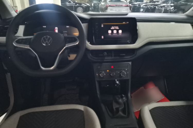 Used Volkswagen Tharu 2025 New Sharp 1.5L Sharp Edition Center Console