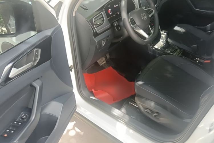 Used Volkswagen Tharu 2025 NewRui 300TSI Prestige Edition Driver Seat