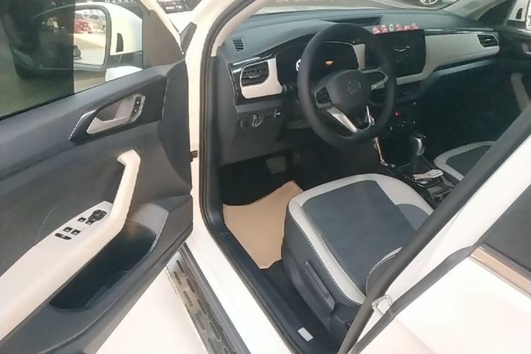 Used Volkswagen Tharu 2025 New Sharp 1.5L Ambitious Edition Driver Seat