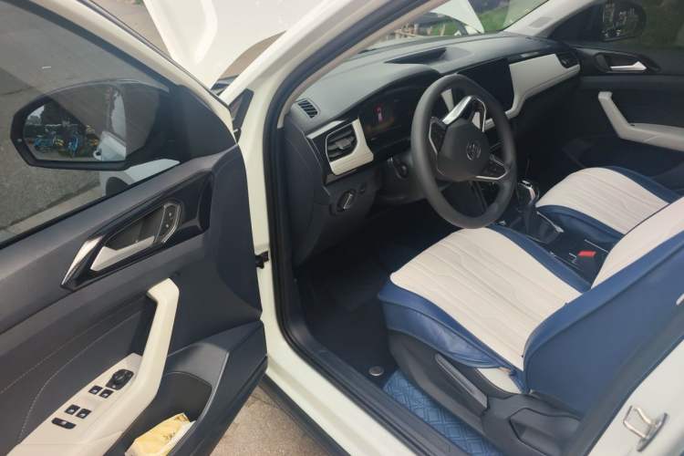 Used Volkswagen Tharu 2025 New Sharp 1.5L Ambitious Edition Driver Seat