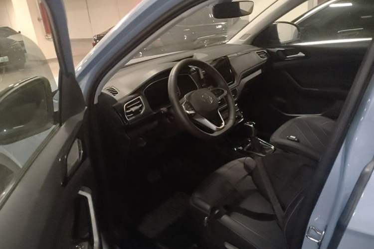 Used Volkswagen Tharu 2025 NewRui 300TSI Prestige Edition Driver Seat
