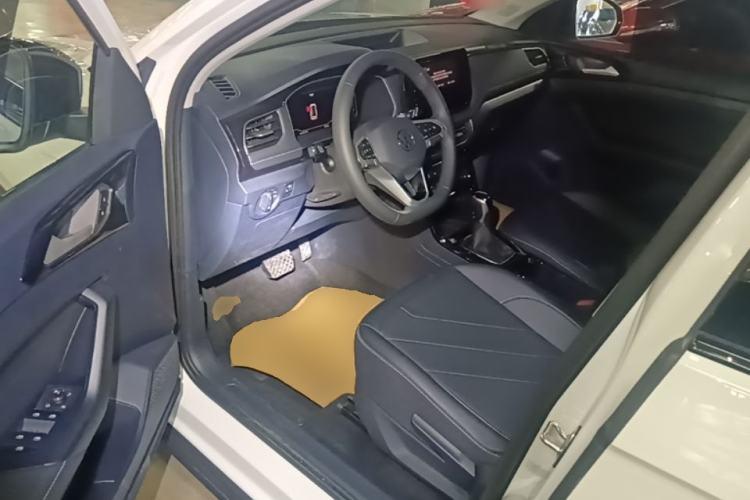 Used Volkswagen Tharu 2025 NewRui 300TSI Prestige Edition Driver Seat