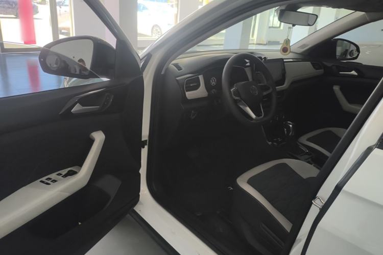 Used Volkswagen Tharu 2025 New Sharp 300TSI Ambitious Edition Driver Seat