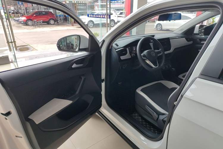 Used Volkswagen Tharu 2025 New Sharp 1.5L Sharp Edition Driver Seat