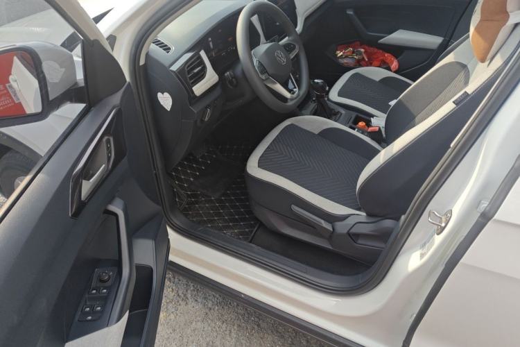 Used Volkswagen Tharu 2025 New Sharp 1.5L Sharp Edition Driver Seat