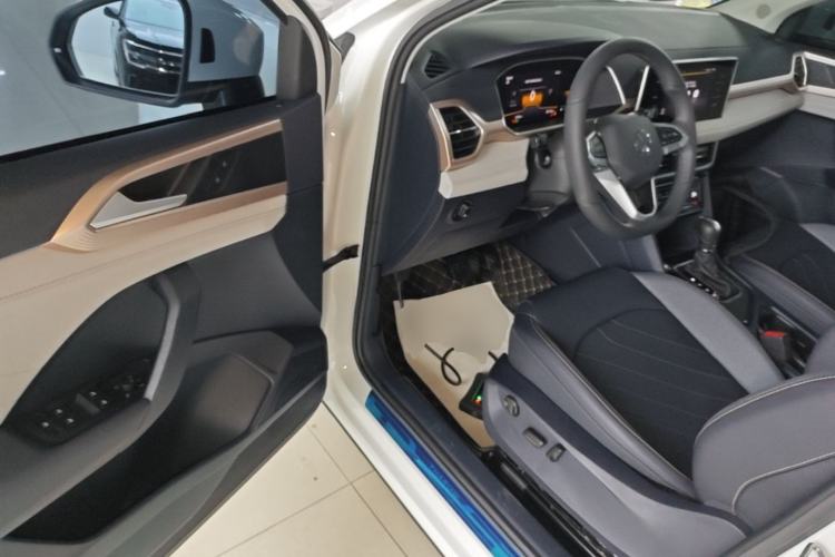 Used Volkswagen Tharu 2025 300TSI Two-Wheel-Drive Moonlight Edition Driver Seat