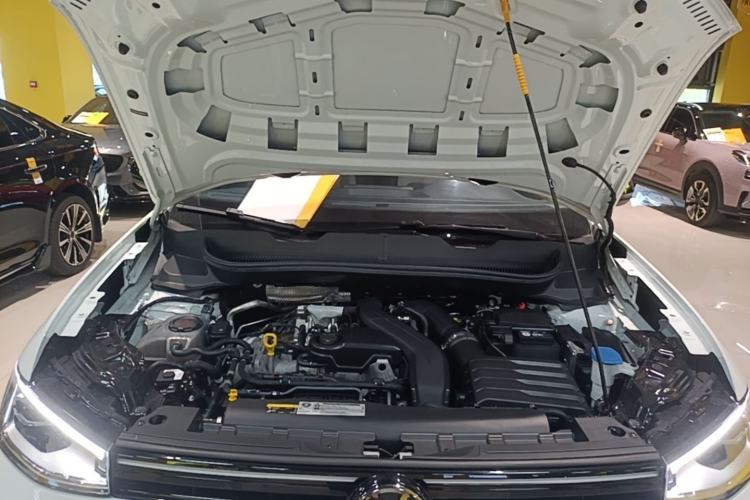 Used Volkswagen Tharu 2025 New Sharp 300TSI Ambitious Edition Engine Bay