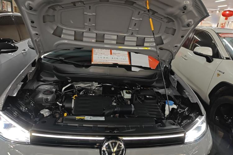 Used Volkswagen Tharu 2025 New Sharp 1.5L Ambitious Edition Engine Bay