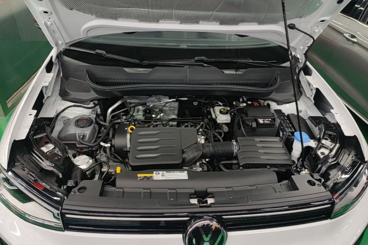 Used Volkswagen Tharu 2025 New Sharp 1.5L Ambitious Edition Engine Bay
