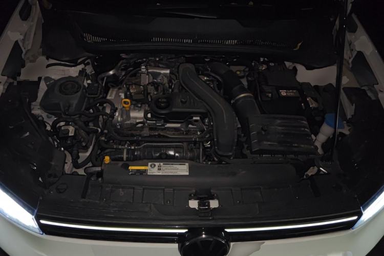 Used Volkswagen Tharu 2025 NewRui 300TSI Prestige Edition Engine Bay