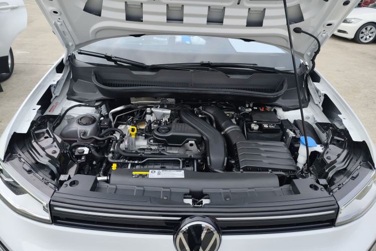 Used Volkswagen Tharu 2025 New Sharp 300TSI Ambitious Edition Engine Bay