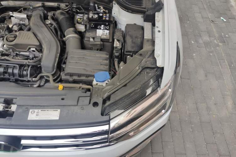 Used Volkswagen Tharu 2025 300TSI Two-Wheel-Drive Moonlight Edition Engine Bay Left