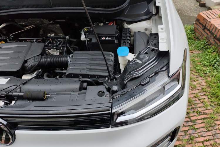 Used Volkswagen Tharu 2025 New Sharp 1.5L Sharp Edition Engine Bay Left