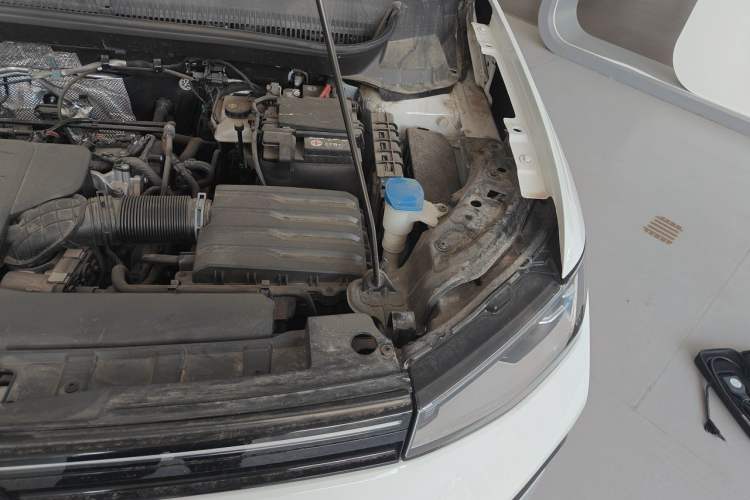 Used Volkswagen Tharu 2025 New Sharp 1.5L Ambitious Edition Engine Bay Left
