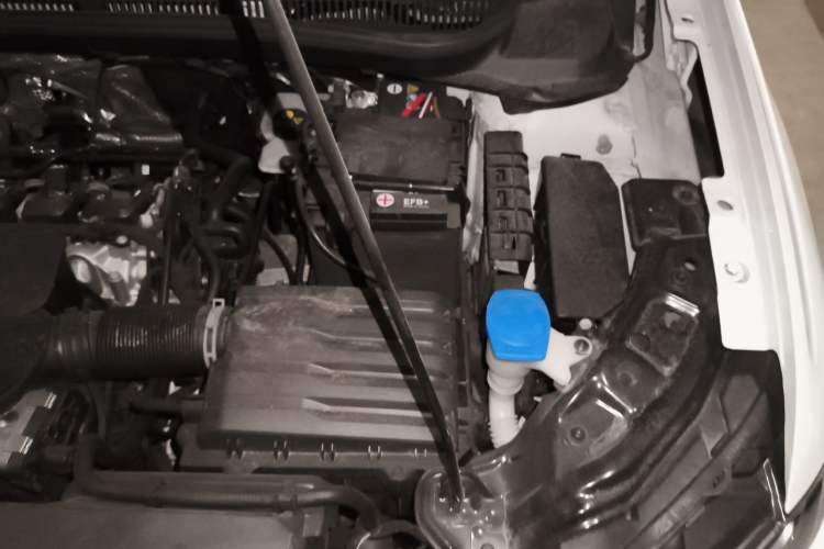 Used Volkswagen Tharu 2025 New Sharp 1.5L Ambitious Edition Engine Bay Left