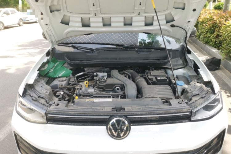 Used Volkswagen Tharu 2025 New Sharp 300TSI Ambitious Edition Engine Bay
