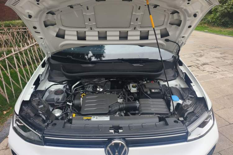 Used Volkswagen Tharu 2025 New Sharp 1.5L Ambitious Edition Engine Bay