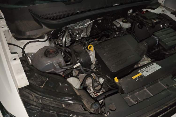 Used Volkswagen Tharu 2025 New Sharp 1.5L Ambitious Edition Engine Bay Right