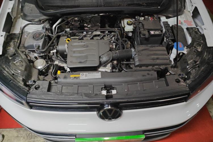 Used Volkswagen Tharu 2025 New Sharp 1.5L Ambitious Edition Engine Bay