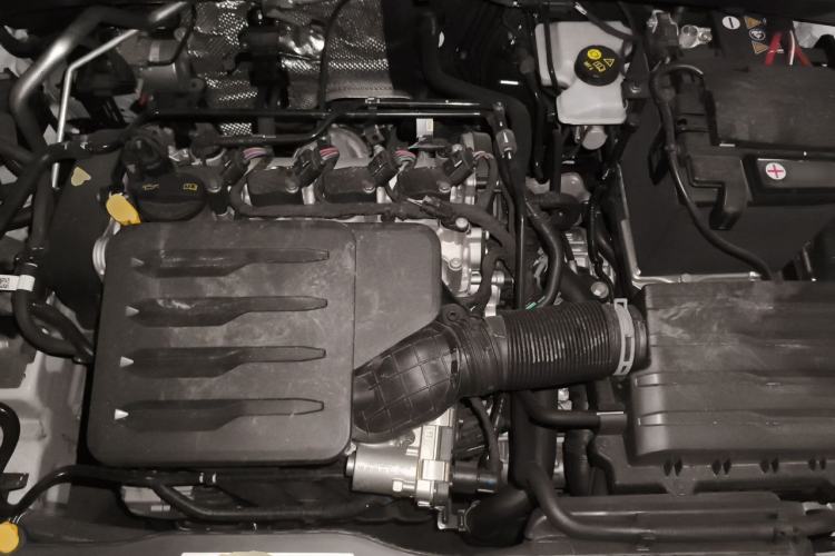 Used Volkswagen Tharu 2025 New Sharp 1.5L Ambitious Edition Engine Bay