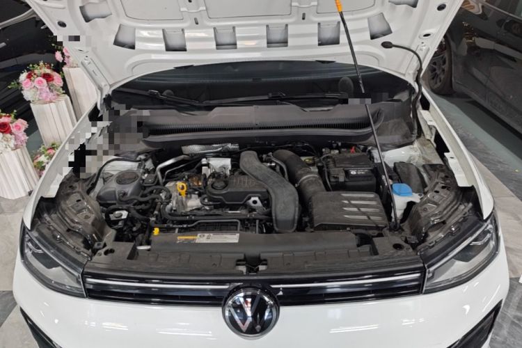 Used Volkswagen Tharu 2025 NewRui 300TSI Prestige Edition Engine Bay