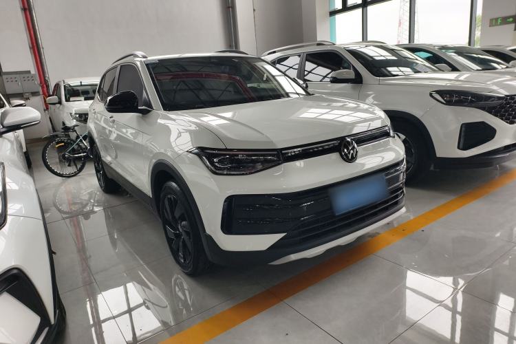 Used Volkswagen Tharu 2025 New Sharp 1.5L Ambitious Edition Exterior 2