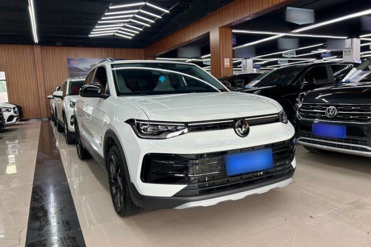 Used Volkswagen Tharu 2025 New Sharp 1.5L Ambitious Edition Exterior 2