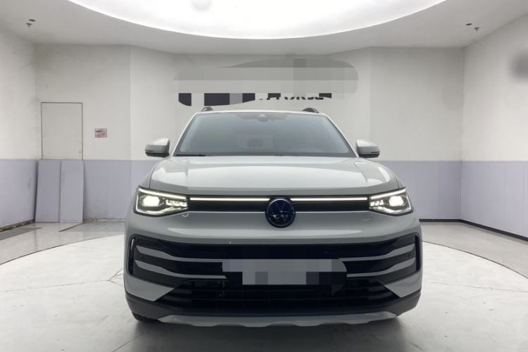 Used Volkswagen Tharu 2025 New Sharp 1.5L Ambitious Edition Exterior 4