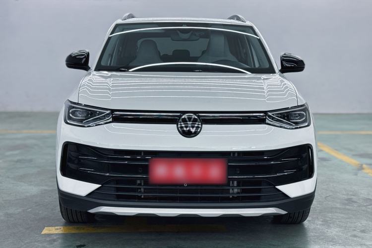 Used Volkswagen Tharu 2025 New Sharp 1.5L Ambitious Edition Exterior 6