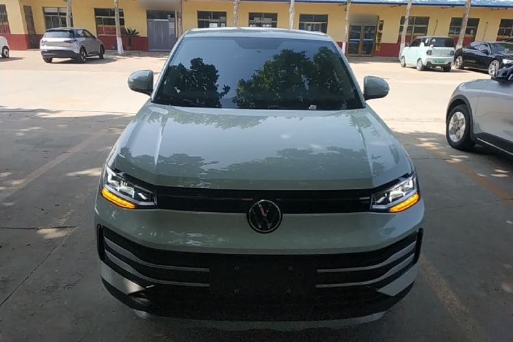 Used Volkswagen Tharu 2025 New Sharp 1.5L Sharp Edition Front
