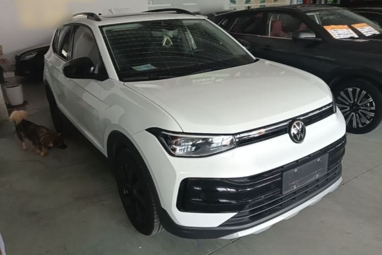 Used Volkswagen Tharu 2025 NewRui 300TSI Prestige Edition Front Right 45 Deg