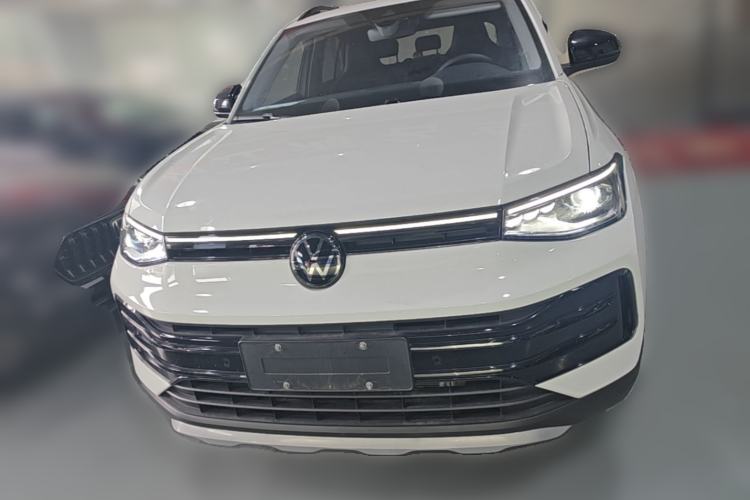 Used Volkswagen Tharu 2025 NewRui 300TSI Prestige Edition Front