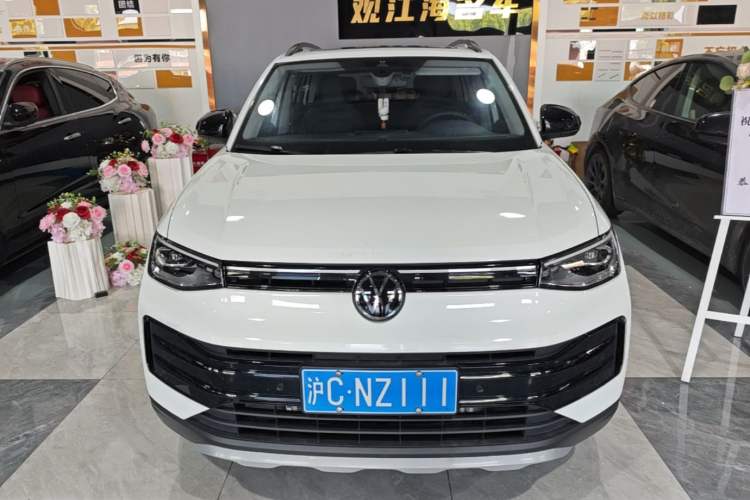 Used Volkswagen Tharu 2025 NewRui 300TSI Prestige Edition Front