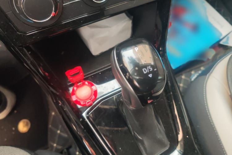 Used Volkswagen Tharu 2025 New Sharp 1.5L Ambitious Edition Gear Lever