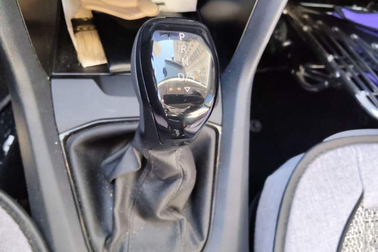 Used Volkswagen Tharu 2025 New Sharp 1.5L Sharp Edition Gear Lever