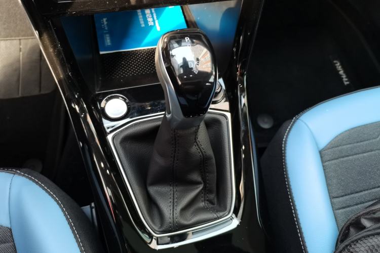 Used Volkswagen Tharu 2025 New Sharp 1.5L Ambitious Edition Gear Lever