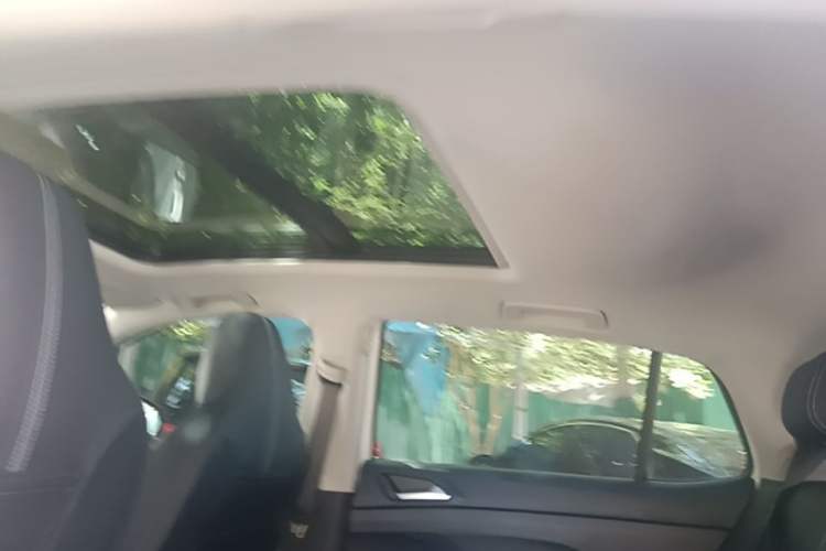 Used Volkswagen Tharu 2025 NewRui 300TSI Prestige Edition Headliner