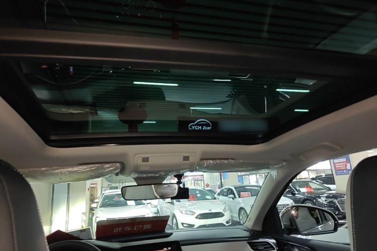 Used Volkswagen Tharu 2025 New Sharp 1.5L Ambitious Edition Headliner
