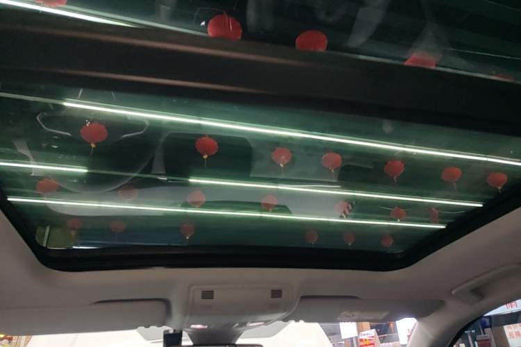 Used Volkswagen Tharu 2025 New Sharp 1.5L Ambitious Edition Headliner