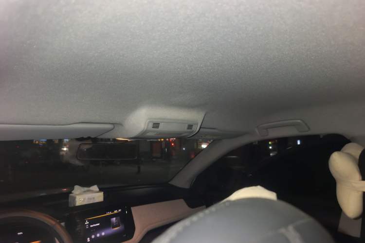 Used Volkswagen Tharu 2025 New Sharp 1.5L Sharp Edition Headliner